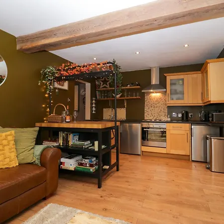 Cosy District Village