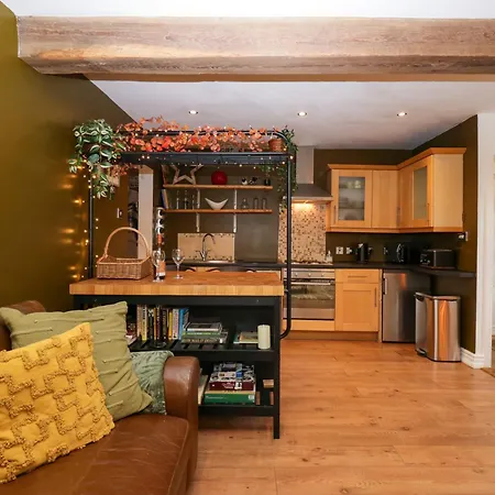 Cosy District Village Apartman *